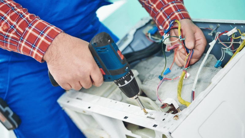 Sapanca Buderus Buderus çamaşır makinesi kart tamiri – Su almama arızası orijinal parça ile giderildi. - Teknik servis örneği